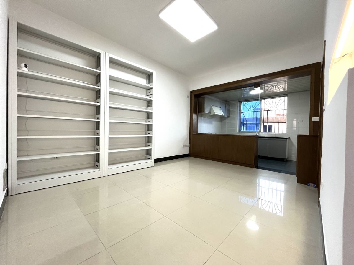 ����С��