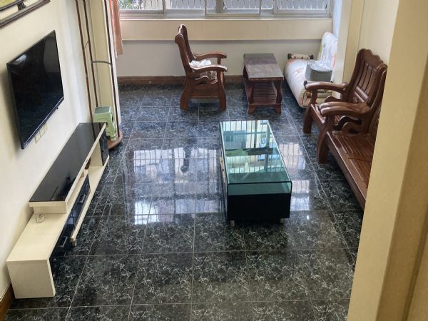 ����С��