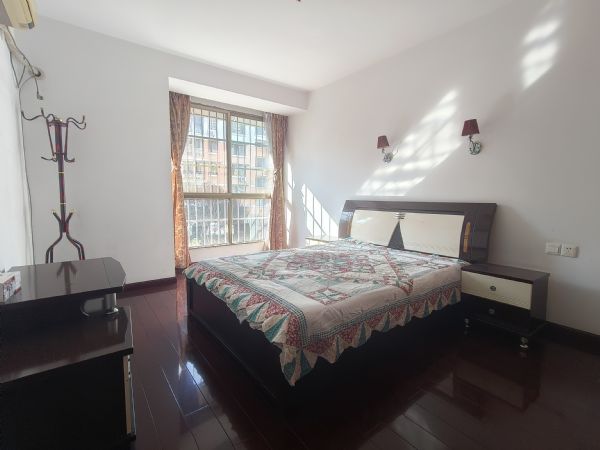 ������԰