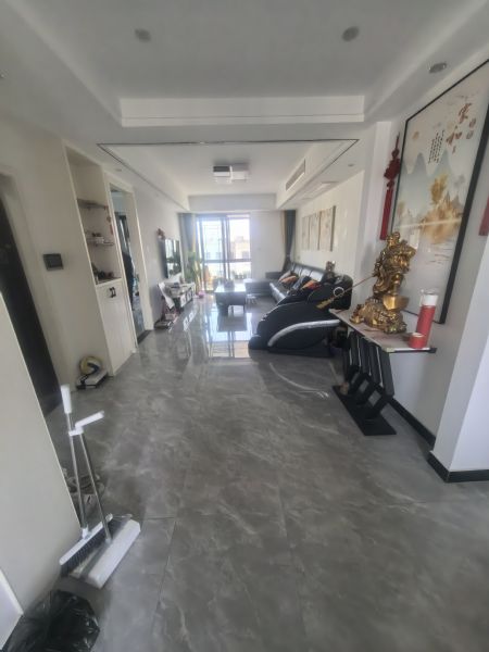 ��̩��Ǭ��ͥ