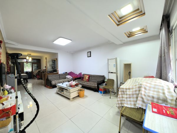 ����С��